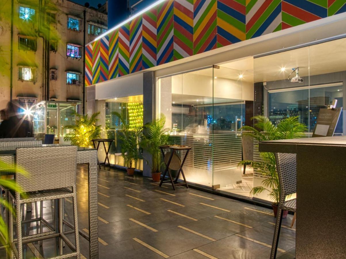 The Samilton Hotel Kolkata Bagian luar foto