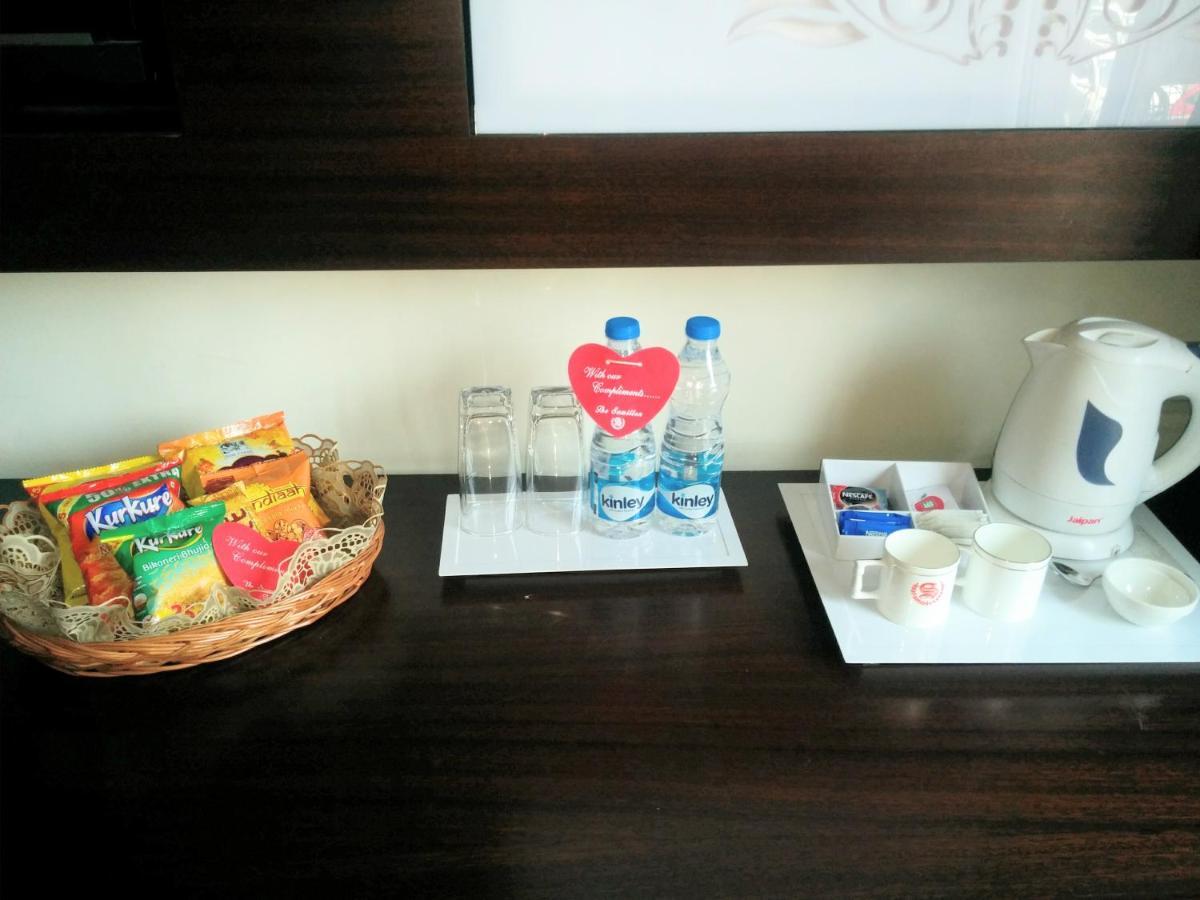 The Samilton Hotel Kolkata Bagian luar foto