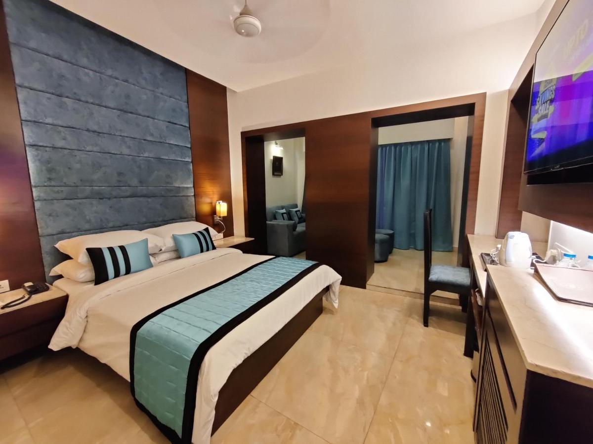 The Samilton Hotel Kolkata Bagian luar foto