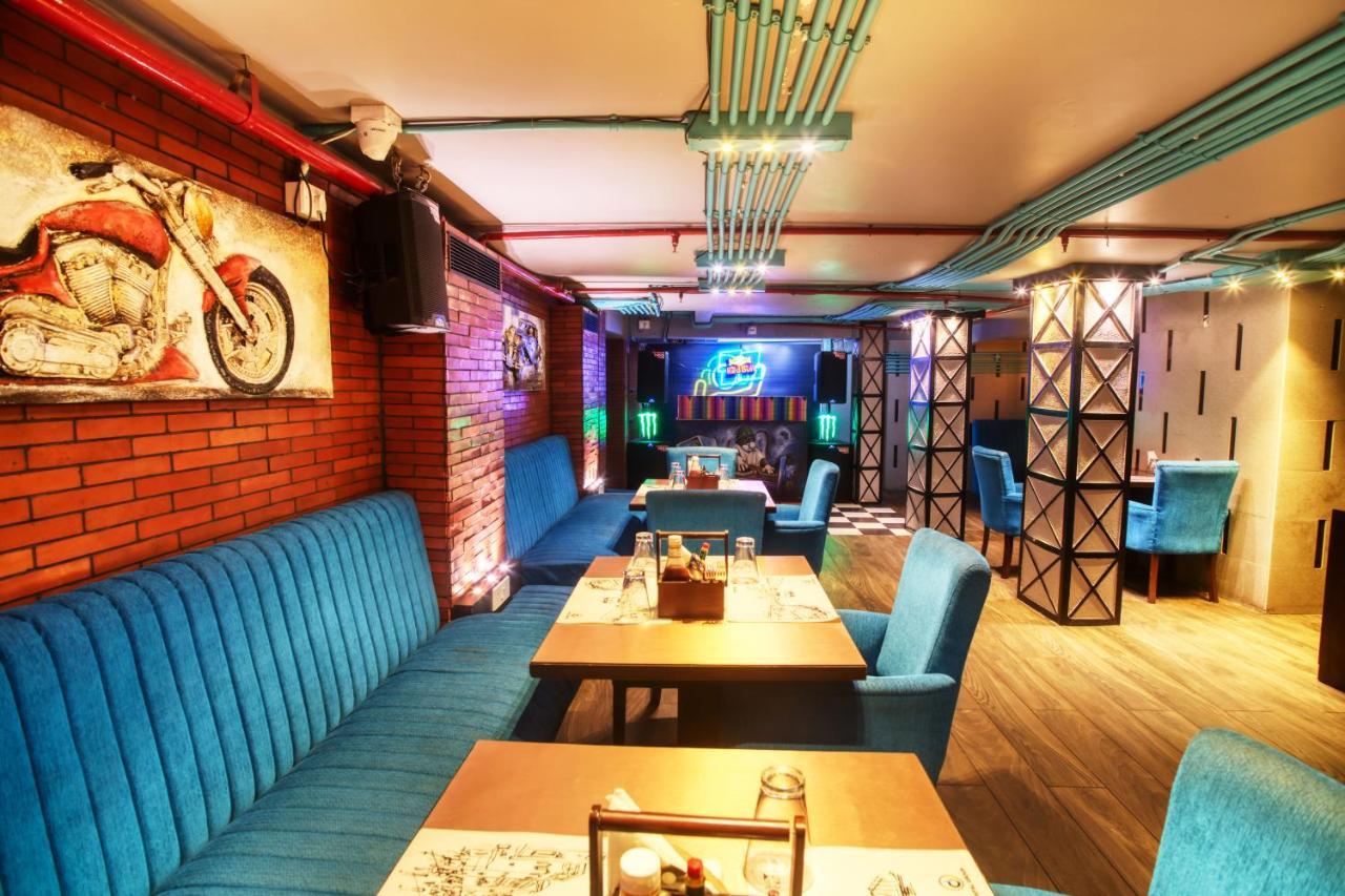 The Samilton Hotel Kolkata Bagian luar foto