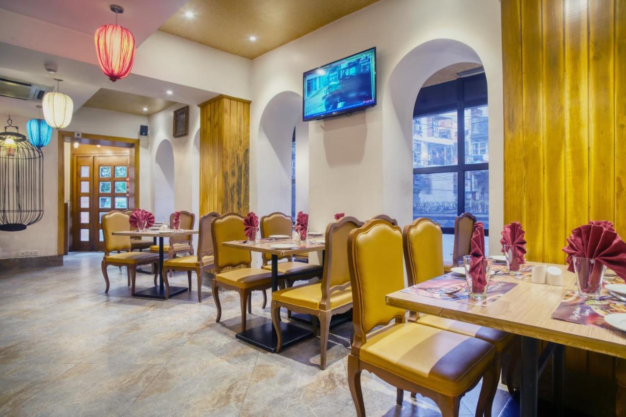 The Samilton Hotel Kolkata Bagian luar foto