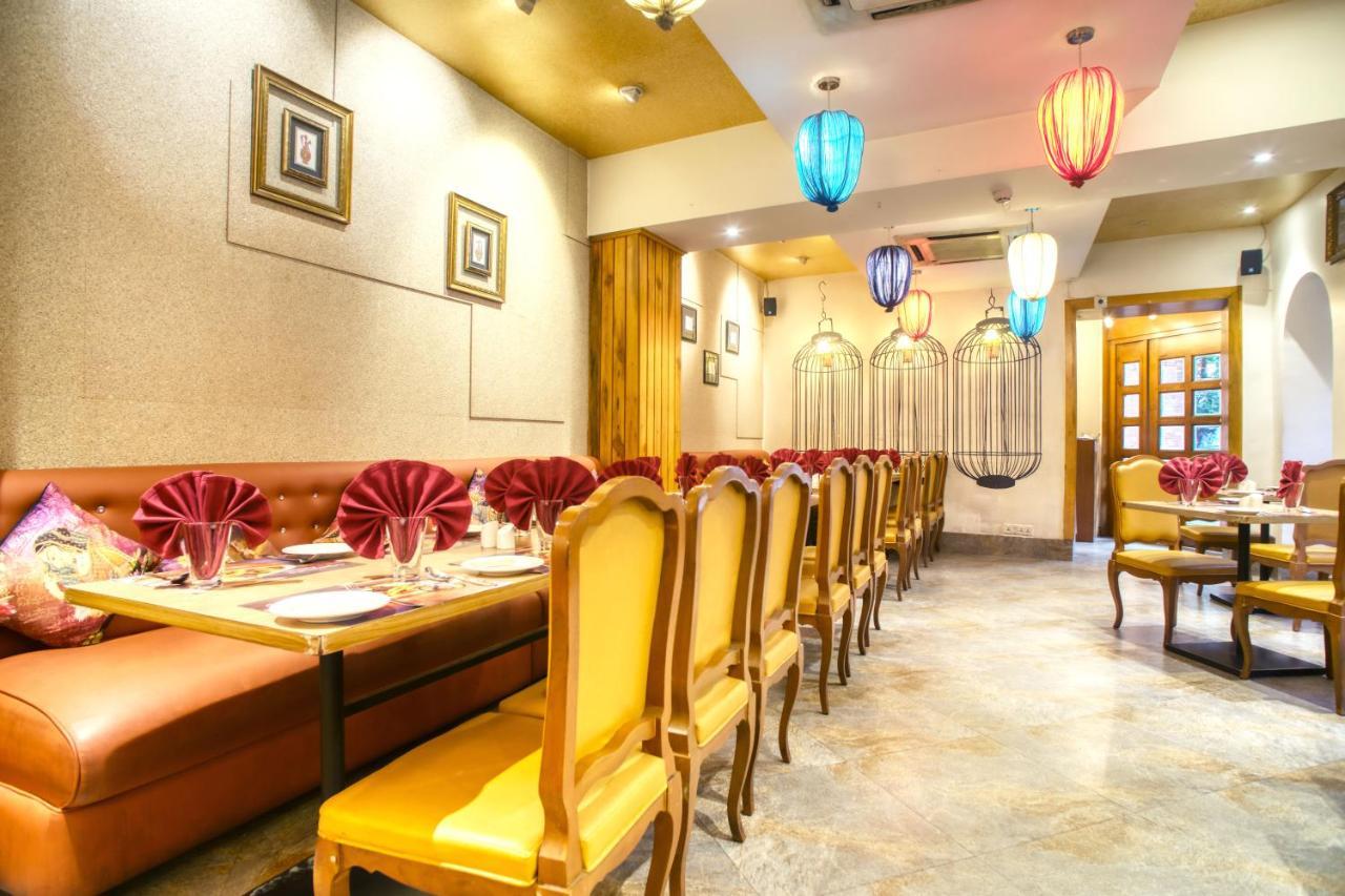The Samilton Hotel Kolkata Bagian luar foto