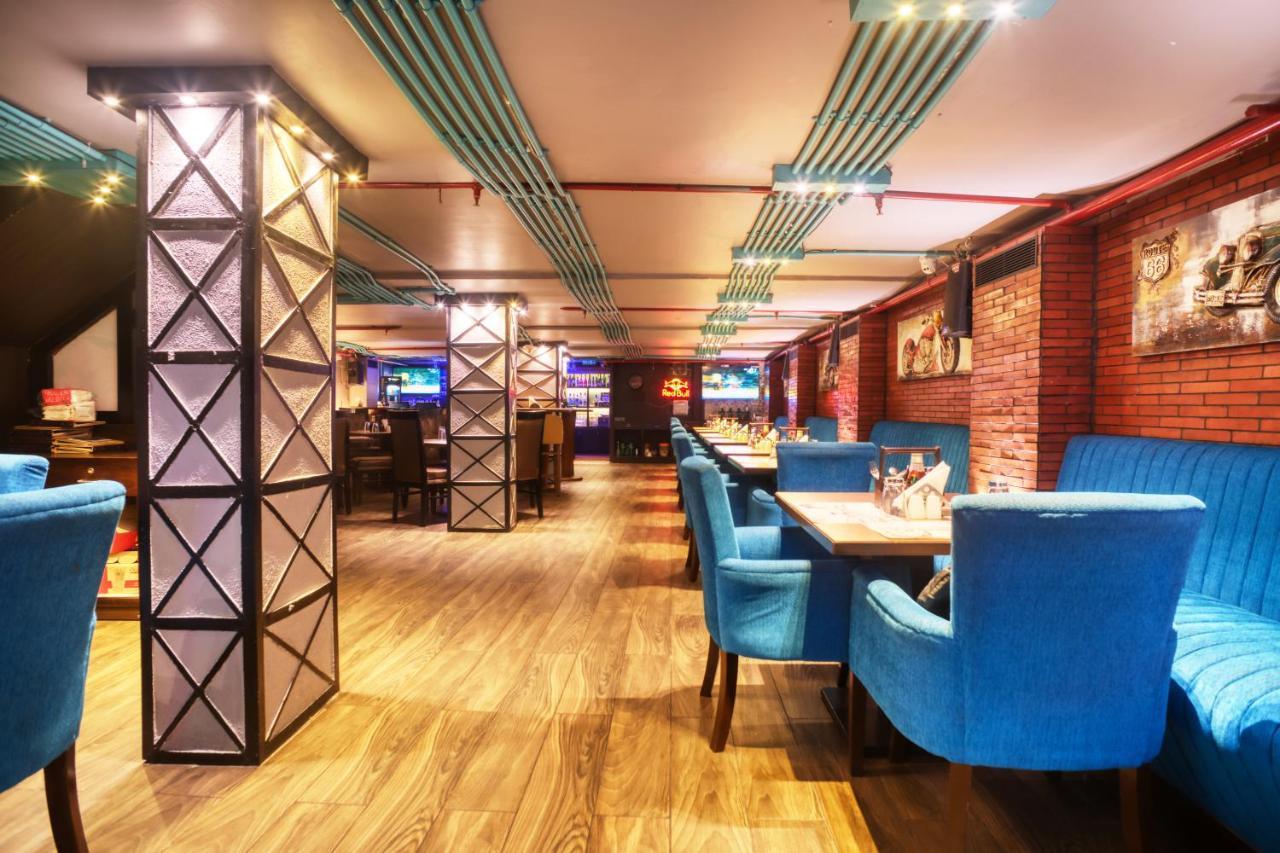 The Samilton Hotel Kolkata Bagian luar foto