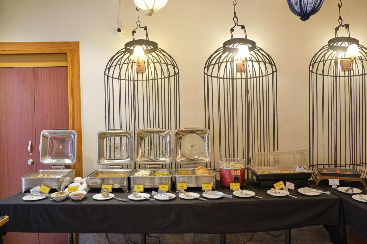 The Samilton Hotel Kolkata Bagian luar foto